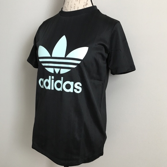 adidas Tops - NWT Adidas Originals Trefoil Tee